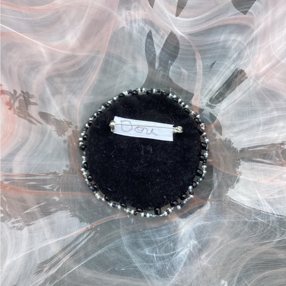 Boutique: Abstract black and white spiral pin brooch - Picture 3 of 3